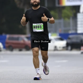 Runner Photo 8871824