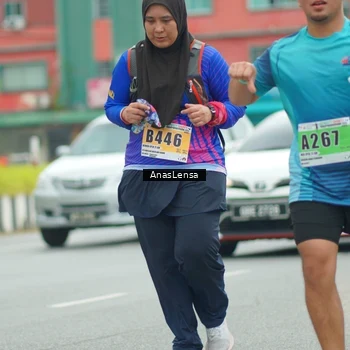 Runner Photo 8871889