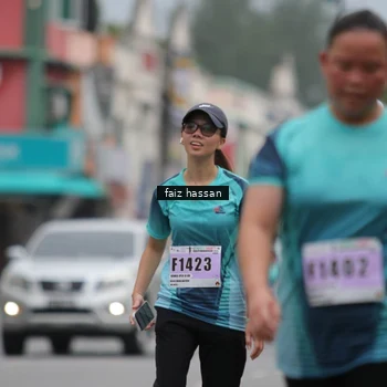 Runner Photo 8871896