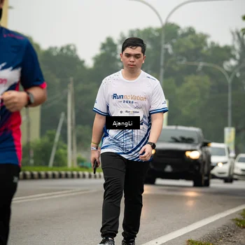 Runner Photo 8871946