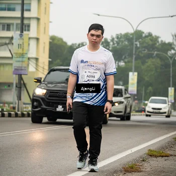 Runner Photo 8871969