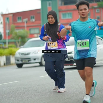 Runner Photo 8871998