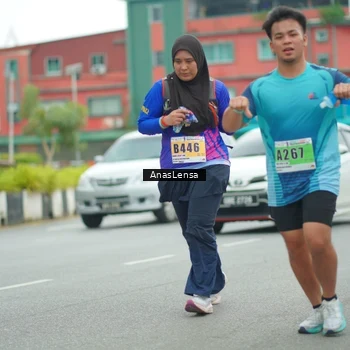 Runner Photo 8872002