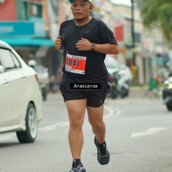 Runner Photo 8872008