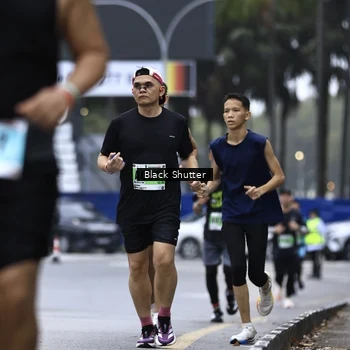 Runner Photo 8872076