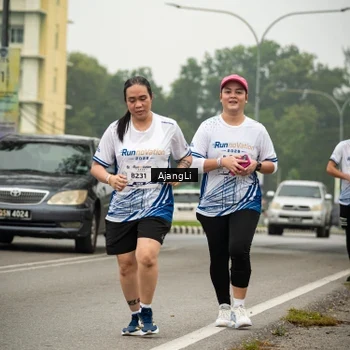 Runner Photo 8872107
