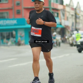 Runner Photo 8872142