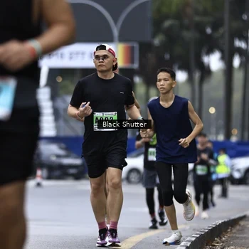 Runner Photo 8872159