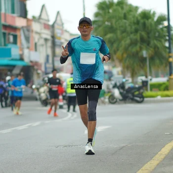 Runner Photo 8872238