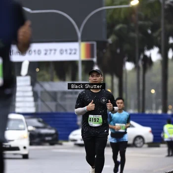 Runner Photo 8872243