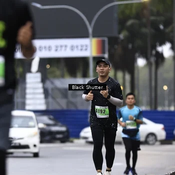 Runner Photo 8872260
