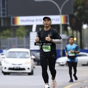 Runner Photo 8872288