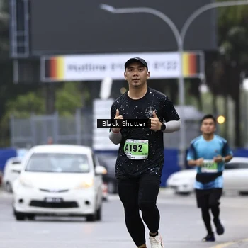 Runner Photo 8872292