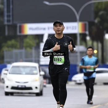 Runner Photo 8872297