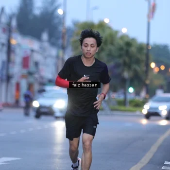 Runner Photo 8872354