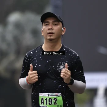 Runner Photo 8872377