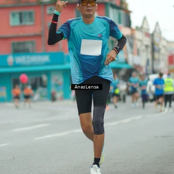 Runner Photo 8872392