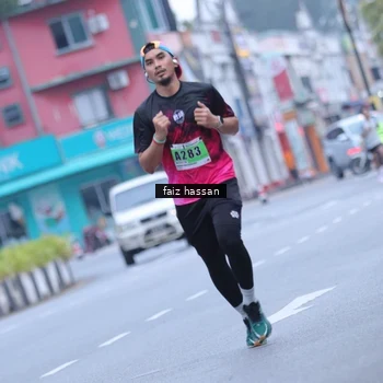 Runner Photo 8872518