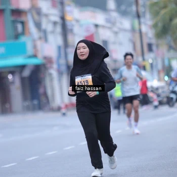 Runner Photo 8872530