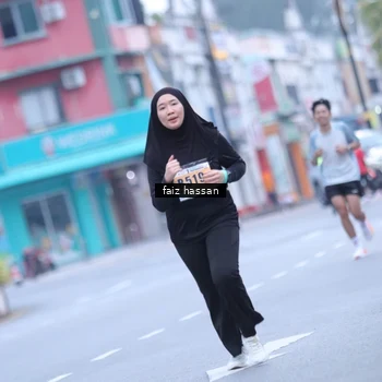 Runner Photo 8872532