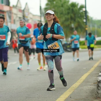 Runner Photo 8872543