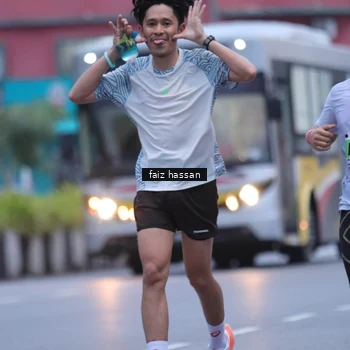 Runner Photo 8872579