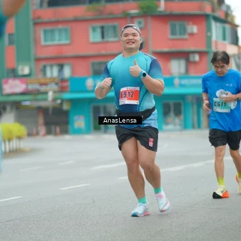 Runner Photo 8872659