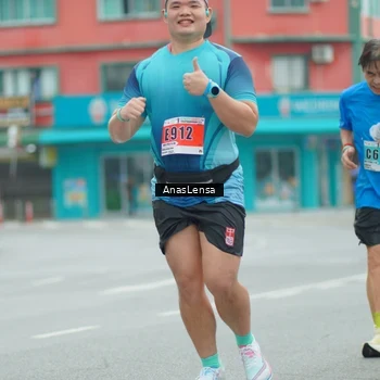 Runner Photo 8872669