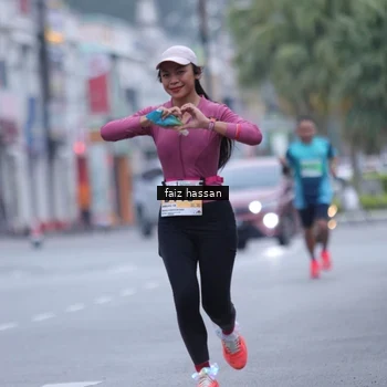 Runner Photo 8872744
