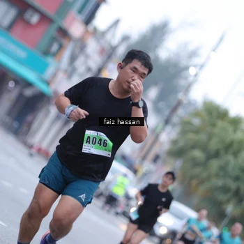 Runner Photo 8872757