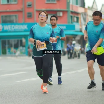 Runner Photo 8872810