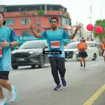 Runner Photo 8872862