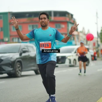 Runner Photo 8872873