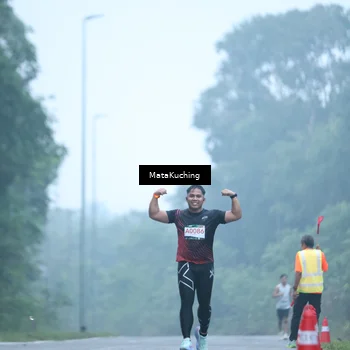 Runner Photo 8872918