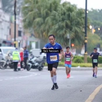 Runner Photo 8872927
