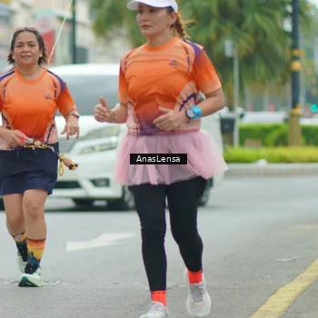 Runner Photo 8872936
