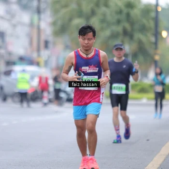 Runner Photo 8872938