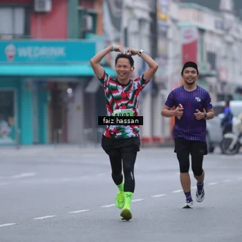 Runner Photo 8873029