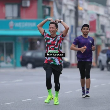 Runner Photo 8873033