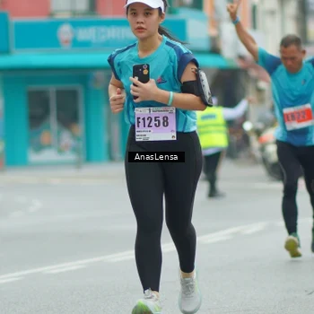 Runner Photo 8873121
