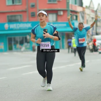 Runner Photo 8873137