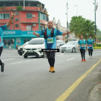 Runner Photo 8873177