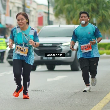 Runner Photo 8873222