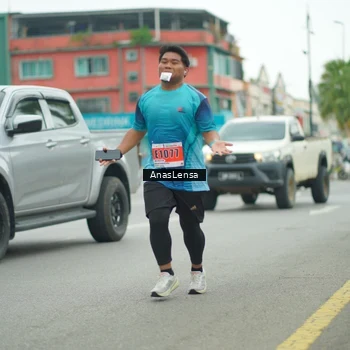 Runner Photo 8873287