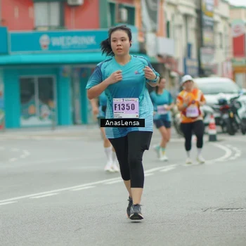 Runner Photo 8873337