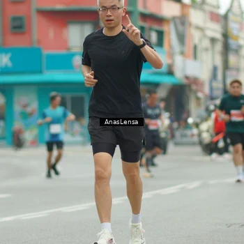 Runner Photo 8873514