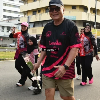 Runner Photo 8873545