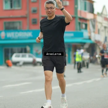 Runner Photo 8873557