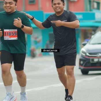 Runner Photo 8873592