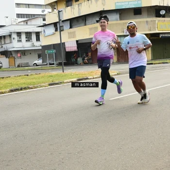 Runner Photo 8873595